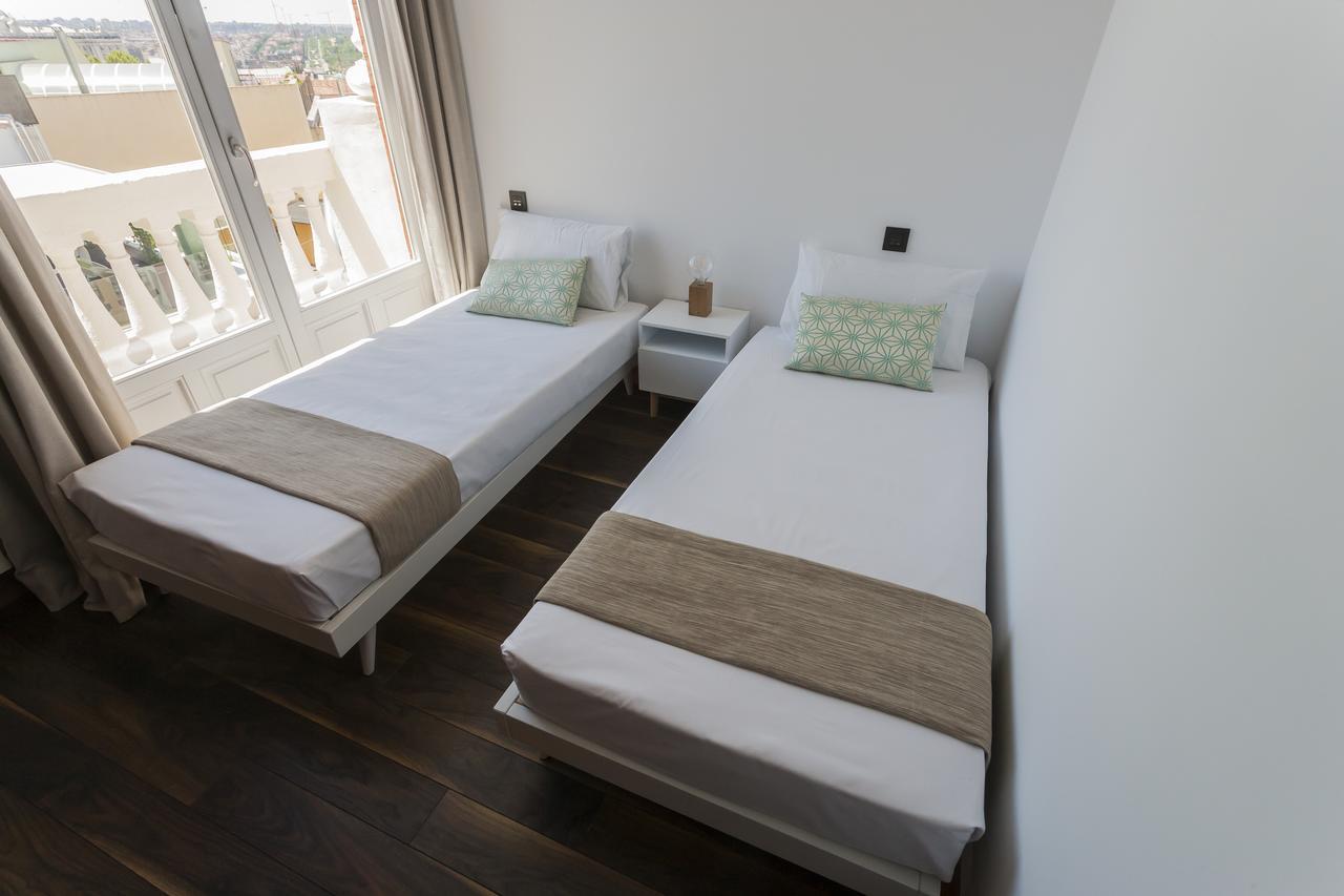 Dobo Rooms Gran Via Apartments Мадрид Екстер'єр фото