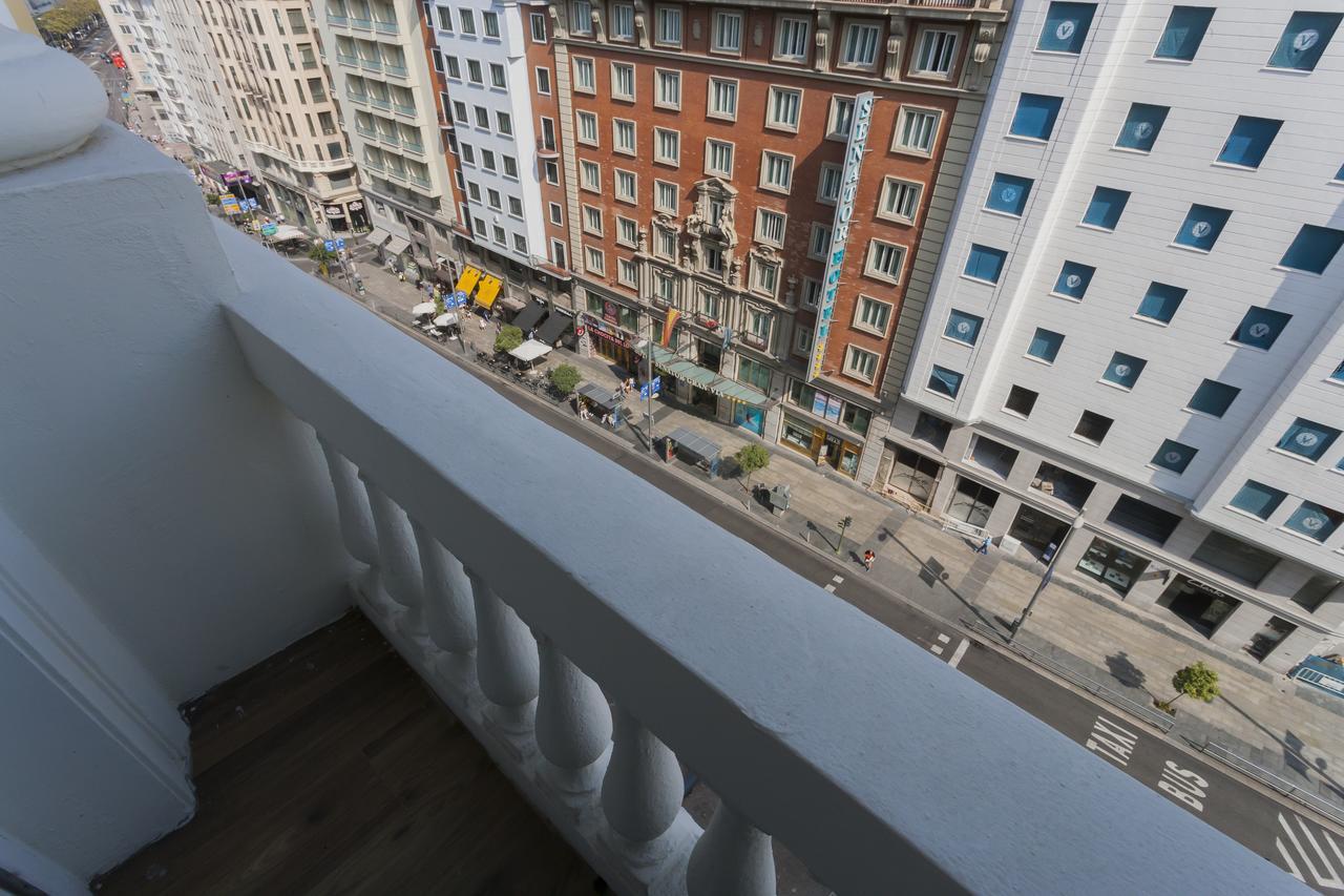 Dobo Rooms Gran Via Apartments Мадрид Екстер'єр фото