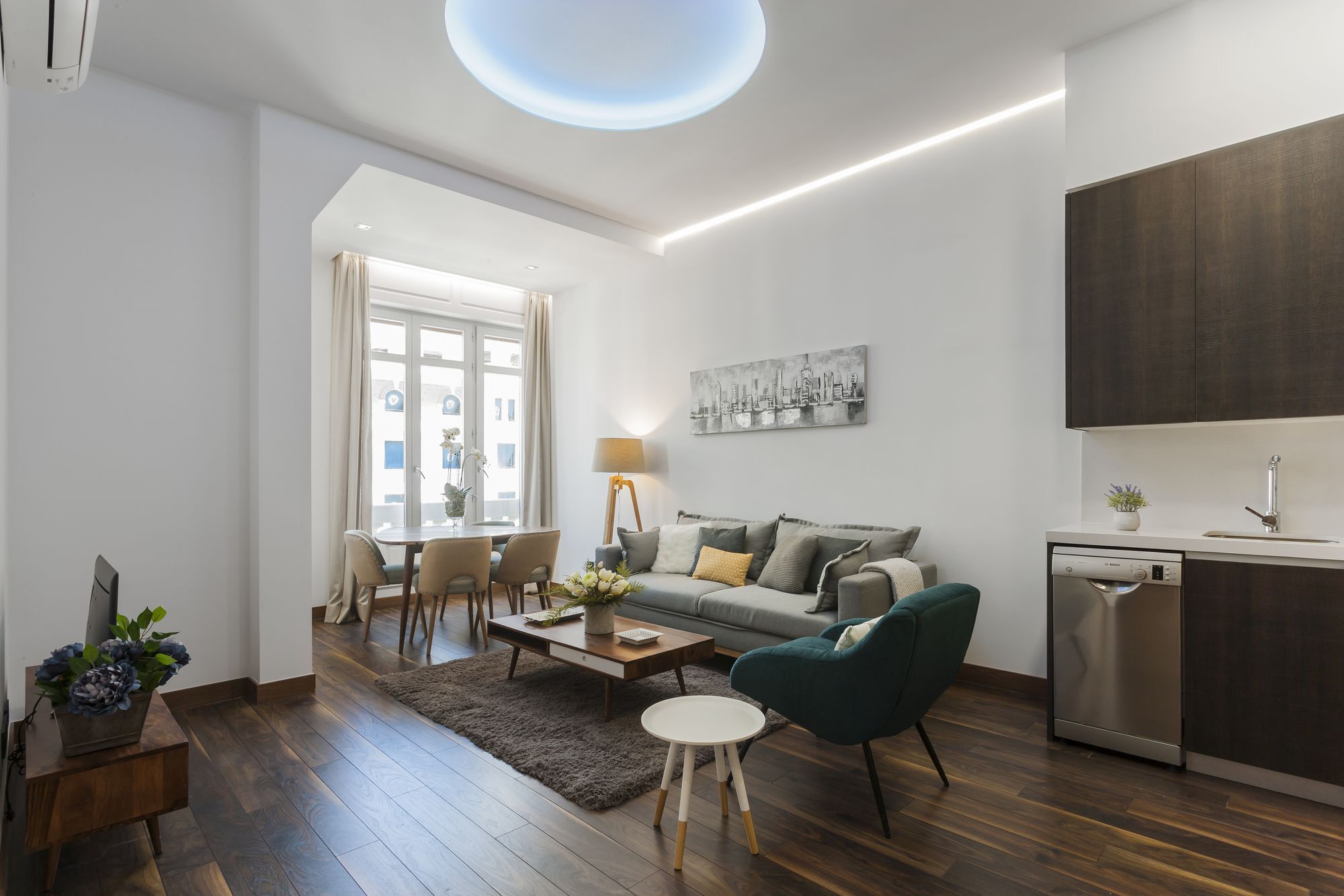 Dobo Rooms Gran Via Apartments Мадрид Екстер'єр фото